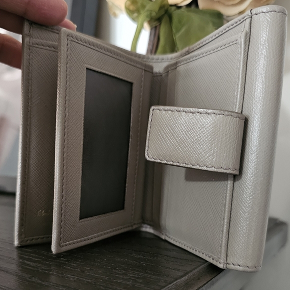Ferragamo Vara Bow wallet - Picture 5 of 13